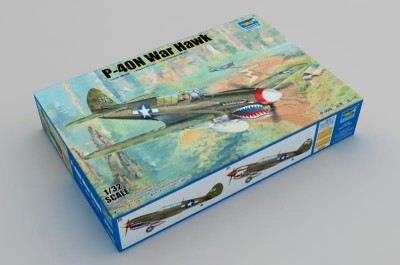 TRUMPETER 02212 1:32 P-40N War Hawk