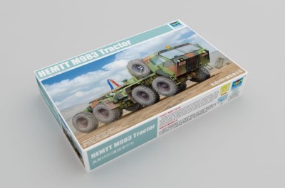 TRUMPETER 01021 1:35 HEMTT M 983 TRACTOR