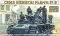 72852 Pzkpfw IV_Box2Int.jpg