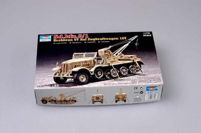 TRUMPETER 07251 1:72 Drehkran 6t auf Zugkraftwagen 18t (Sd.kfz.9/1)