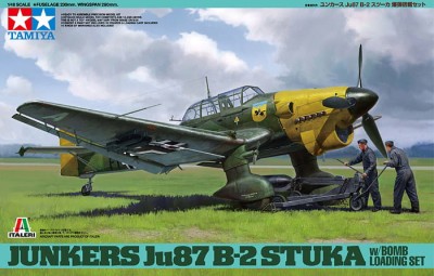TAMIYA 37008 1:48 Junkers Ju87 B-2 Stuka w/Bomb Loading Set