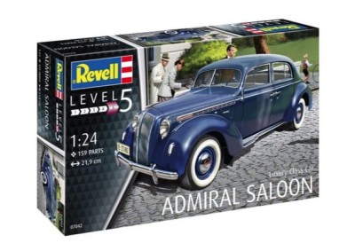 REVELL 07042 1:24 LUXURY CLASS CAR ADMIRAL