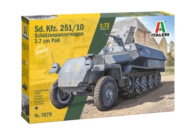 ITALERI 7079 1:72 Sd.Kfz. 251/10 with 4 figures