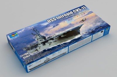 TRUMPETER 06743 1:700 USS Intrepid CVS-11
