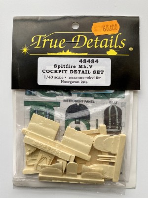 TRUE DETAILS 48484 1:48 SPITFIRE Mk.V (cockpit)