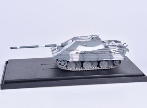 MODELCOLLECT_AS72133_E-50_01.jpg