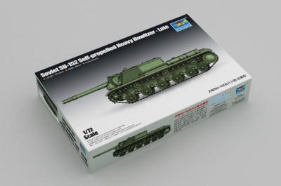 TRUMPETER 07130 1:72 SU-152 Self-propelled Heavy Howitzer - Late