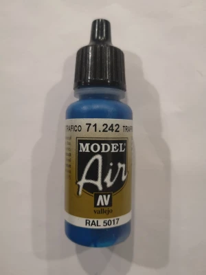 MODEL AIR 71242 TRAFFIC BLUE